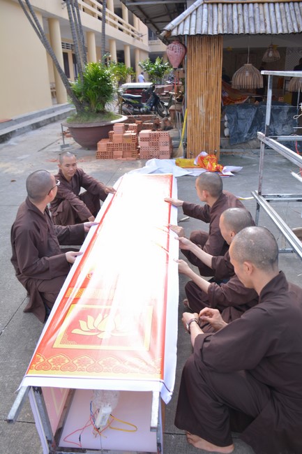 Affairs preparing for the Seven-Day Retreat and Amitabha Buddha’s Birthday anniversary (part 1)