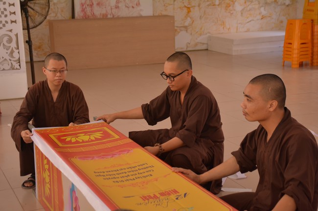 Affairs preparing for the Seven-Day Retreat and Amitabha Buddha’s Birthday anniversary (part 1)