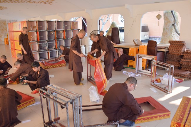 Affairs preparing for the Seven-Day Retreat and Amitabha Buddha’s Birthday anniversary (part 1)