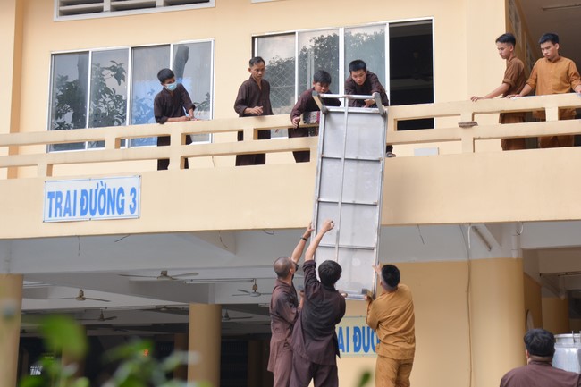 Affairs preparing for the Seven-Day Retreat and Amitabha Buddha’s Birthday anniversary (part 1)