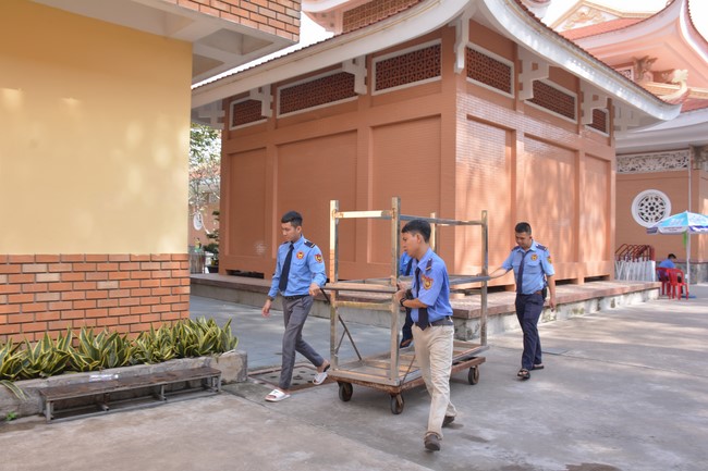 Affairs preparing for the Seven-Day Retreat and Amitabha Buddha’s Birthday anniversary (part 1)