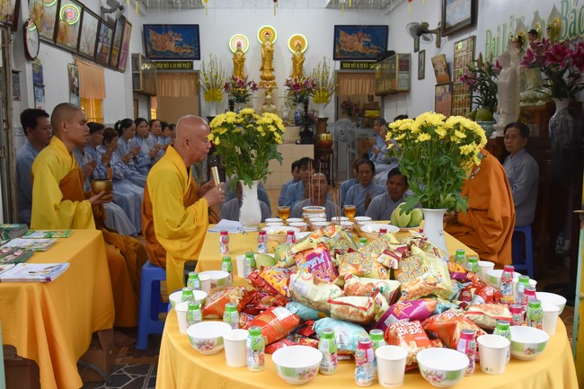 The 10th One-Day Retreat at Minh Chat Ashram in Can Tho