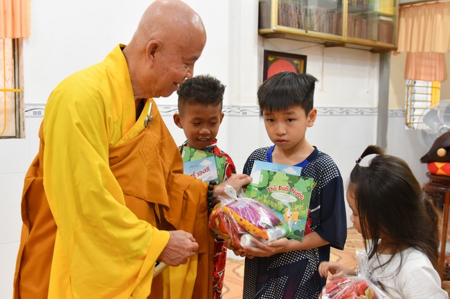 The 10th One-Day Retreat at Minh Chat Ashram in Can Tho