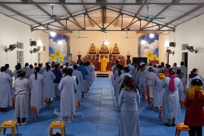 Repentant Ceremony at Dong Cao pagoda