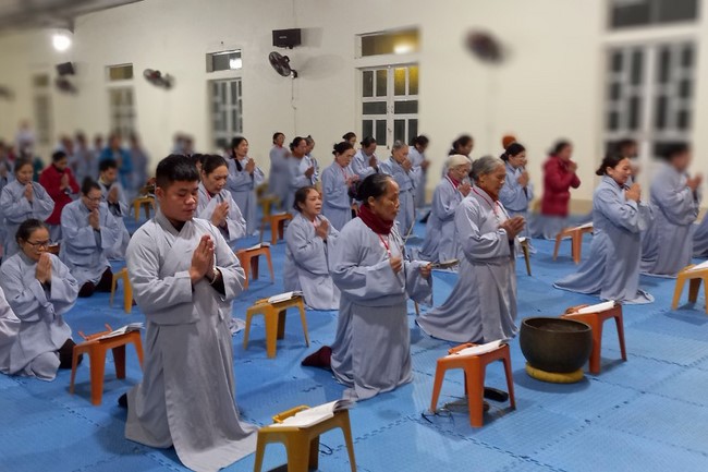 Repentant Ceremony at Dong Cao pagoda
