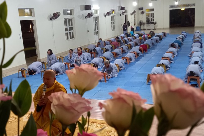 Repentant Ceremony at Dong Cao pagoda