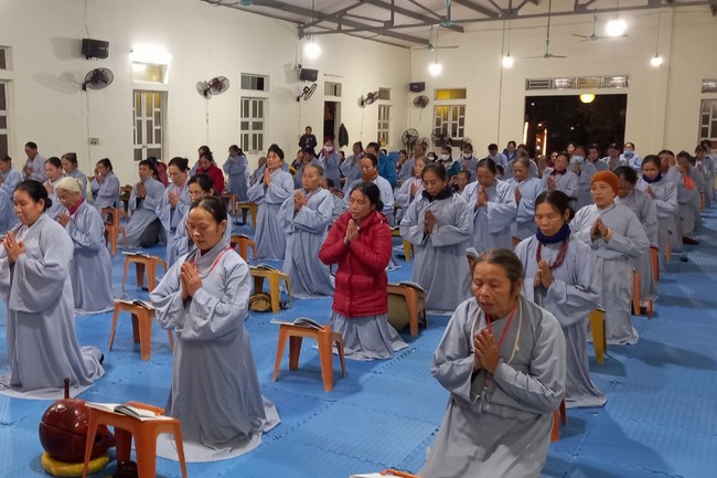Repentant Ceremony at Dong Cao pagoda