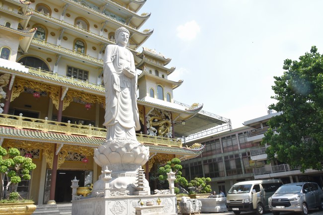 Viếng thăm các chùa ở Hóc Môn, Thủ Đức, Q2 TP. HCM