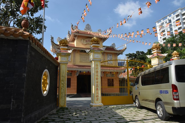 Viếng thăm các chùa ở Hóc Môn, Thủ Đức, Q2 TP. HCM