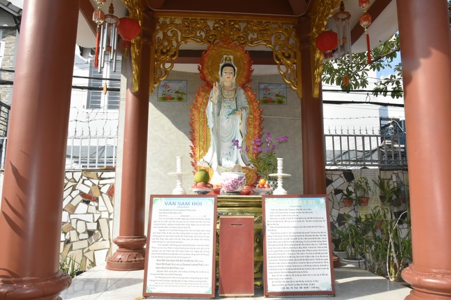 Viếng thăm các chùa ở Hóc Môn, Thủ Đức, Q2 TP. HCM