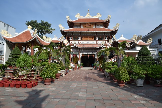 Viếng thăm các chùa ở Hóc Môn, Thủ Đức, Q2 TP. HCM