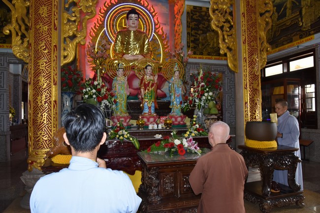 Viếng thăm các chùa ở Hóc Môn, Thủ Đức, Q2 TP. HCM