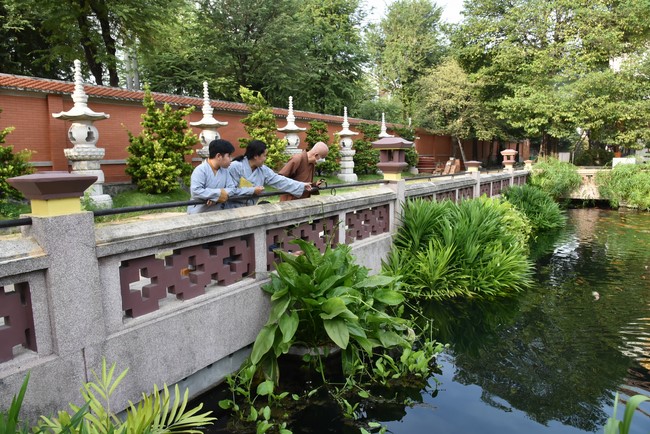 Viếng thăm các chùa ở Hóc Môn, Thủ Đức, Q2 TP. HCM