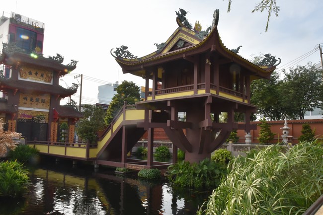 Viếng thăm các chùa ở Hóc Môn, Thủ Đức, Q2 TP. HCM