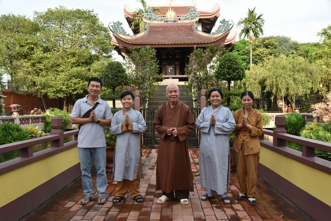 Viếng thăm các chùa ở Hóc Môn, Thủ Đức, Q2 TP. HCM