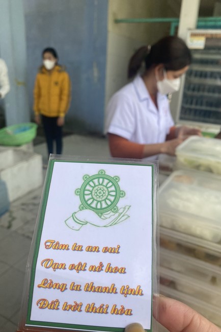 Charity activities towards Buddha's Enlightenment Day at Dong Cao Pagoda, Thanh Hoa