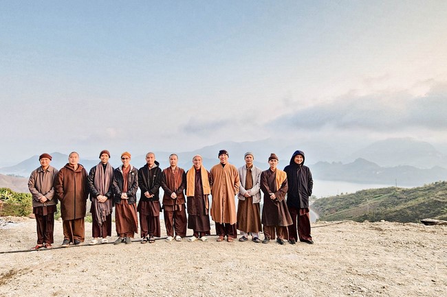Ceremony of seating Buddha Statue and giving charity gifts of Hoa Phuc Pagoda, Ha Noi