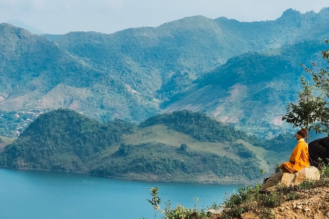 Ceremony of seating Buddha Statue and giving charity gifts of Hoa Phuc Pagoda, Ha Noi