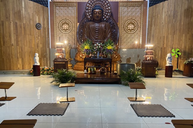 Repentant ceremony at Suoi Phap Pagoda