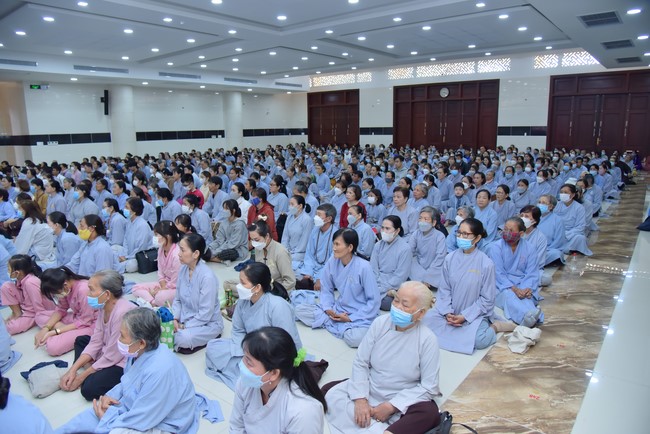 Tu niệm Phật một ngày