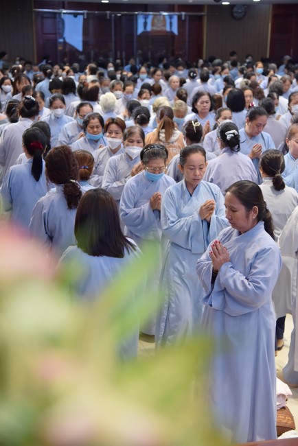 Tu niệm Phật một ngày