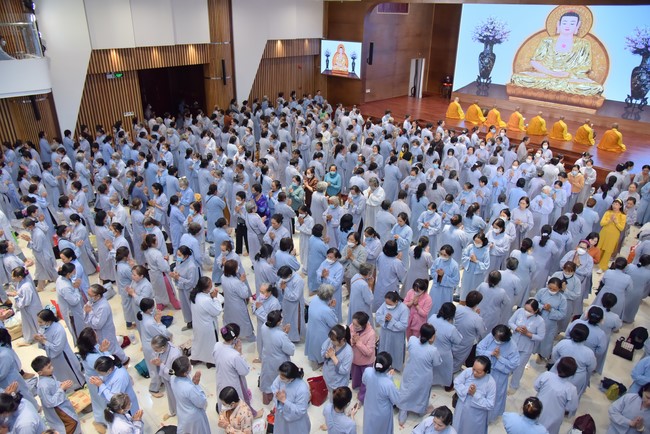 Tu niệm Phật một ngày