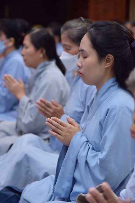 Tu niệm Phật một ngày