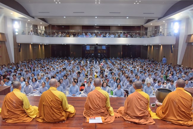 Tu niệm Phật một ngày