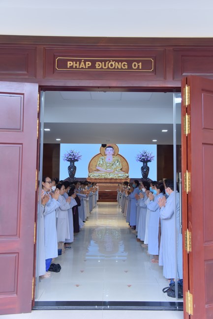 Tu niệm Phật một ngày