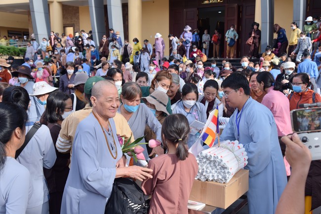 Tu niệm Phật một ngày