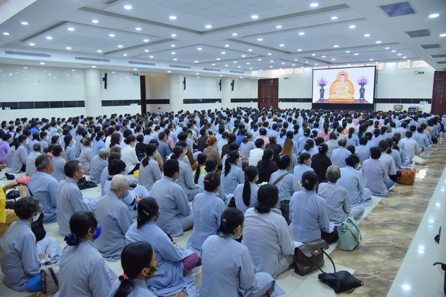 Tu niệm Phật một ngày