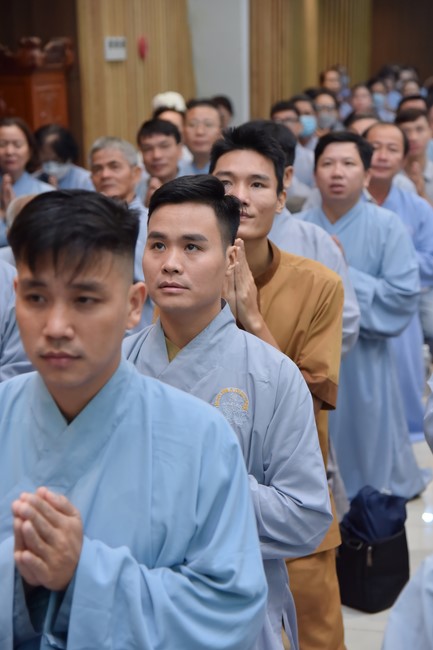 Tu niệm Phật một ngày