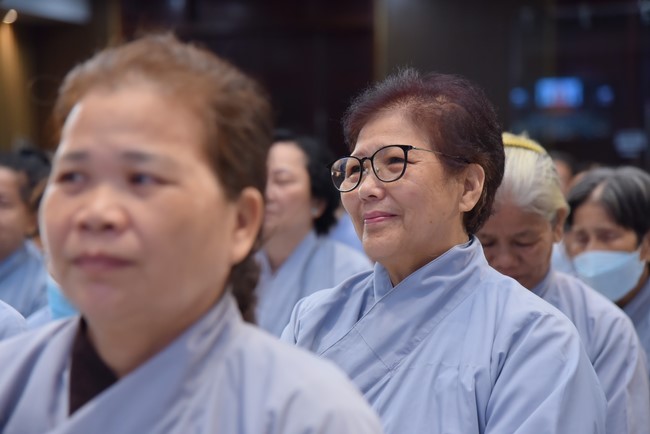 Tu niệm Phật một ngày