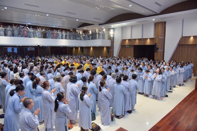 Tu niệm Phật một ngày