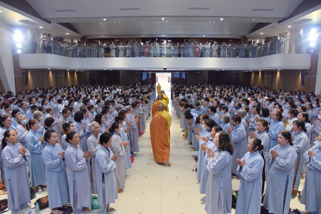 Tu niệm Phật một ngày