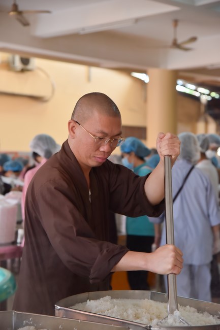 Tu niệm Phật một ngày