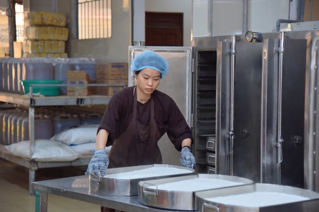 Tu niệm Phật một ngày