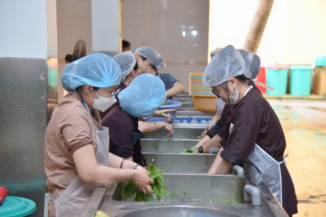 Tu niệm Phật một ngày