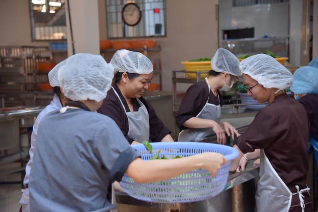 Tu niệm Phật một ngày