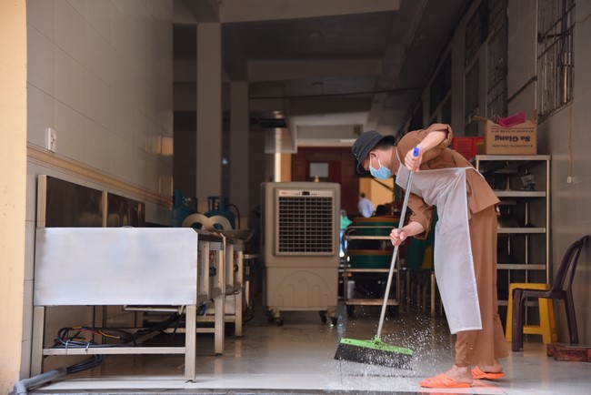 Tu niệm Phật một ngày