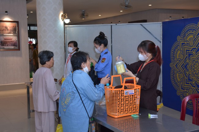 Entering into the 98th Seven-Day Retreat