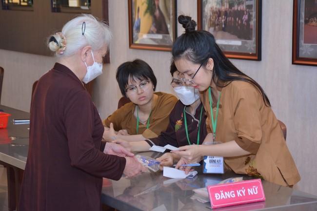 Entering into the 98th Seven-Day Retreat