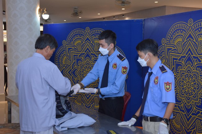 Entering into the 98th Seven-Day Retreat