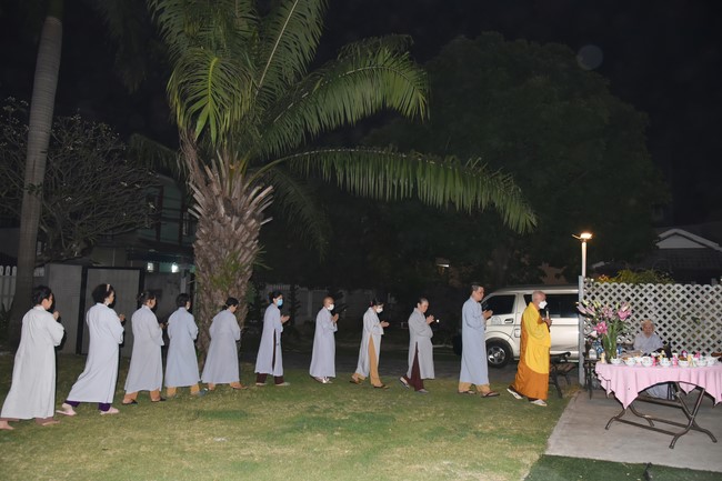 Lễ cầu an cơ sở in vải ở Hóc Môn