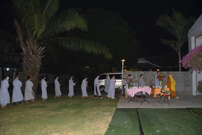 Lễ cầu an cơ sở in vải ở Hóc Môn