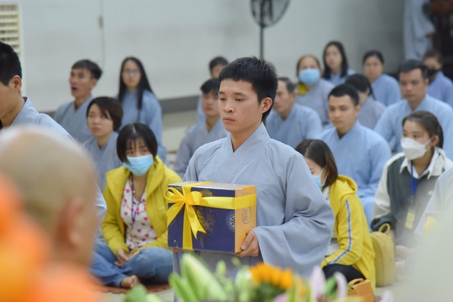 Lễ thế phát xuất gia 08/12 Nhâm Dần