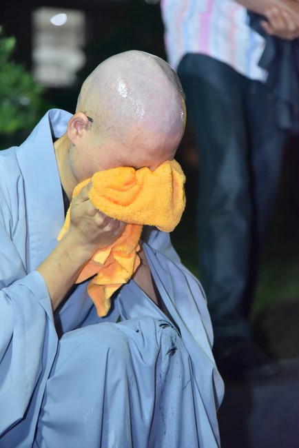 Lễ thế phát xuất gia 08/12 Nhâm Dần