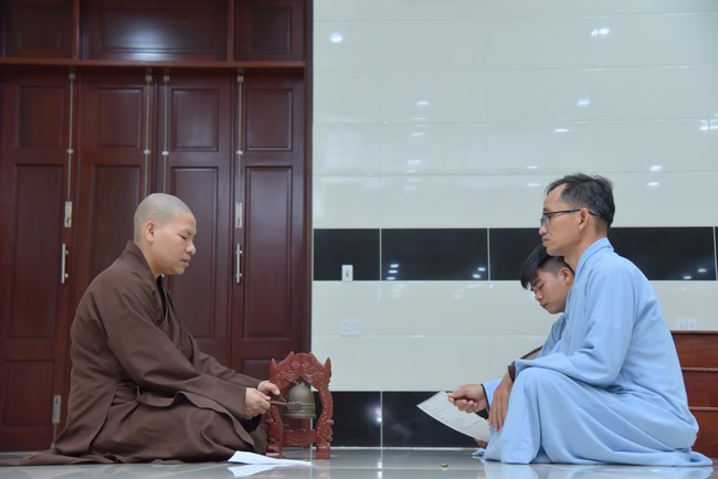 Lễ thế phát xuất gia 08/12 Nhâm Dần