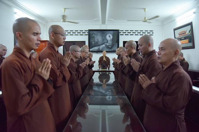 Lễ thế phát xuất gia 08/12 Nhâm Dần