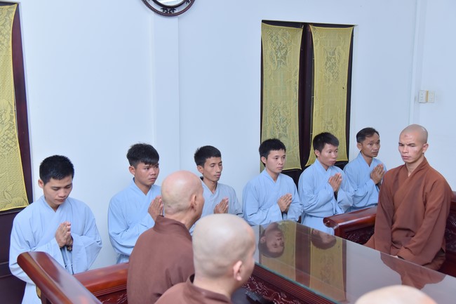 Lễ thế phát xuất gia 08/12 Nhâm Dần